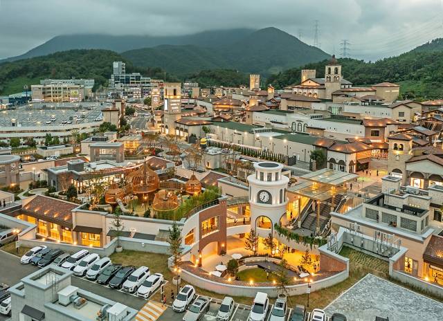 부산 기장군 장안읍 신세계사이먼 부산 프리미엄 아울렛. 부산 프리미엄 아울렛 제공
