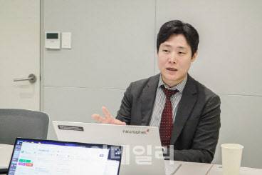 빈준길 뉴로핏 공동대표가 이데일리와 인터뷰하고 있는 모습 (사진=뉴로핏)