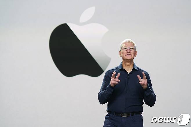 팀 쿡 애플 최고경영자(CEO) ⓒ AFP=뉴스1