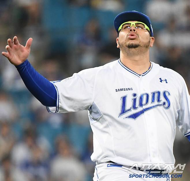 27일 대구 라이온즈파크에서 열린 롯데-삼성전. 후라도가 6회 안타를 허용한 후 아쉬워하고 있다. 대구=정재근 기자 cjg@sportschosun.com/2025.5.27/