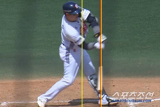 5월3일 두산 장승현의 체크 스윙 비디오 판독. 스윙으로 인정됐다. KBO 비디오판독 화면 캡쳐