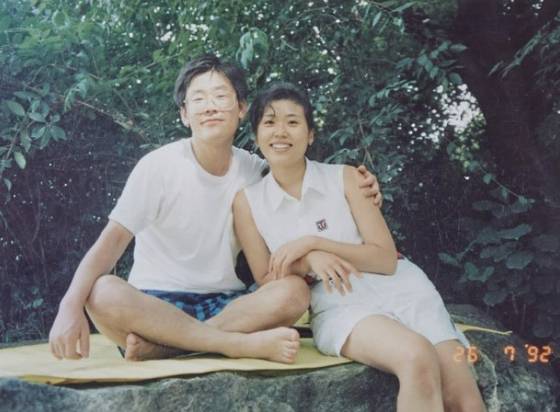 남한산성에서 즐거운 시간을 보내고 있는 이재명, 김혜경 부부. 사진 이재명 캠프