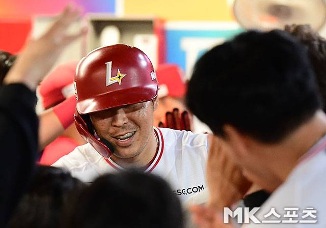 SSG 한유섬은 28일 인천 NC전에서 개인 통산 200번째 홈런을 날렸다. 사진=김영구 기자