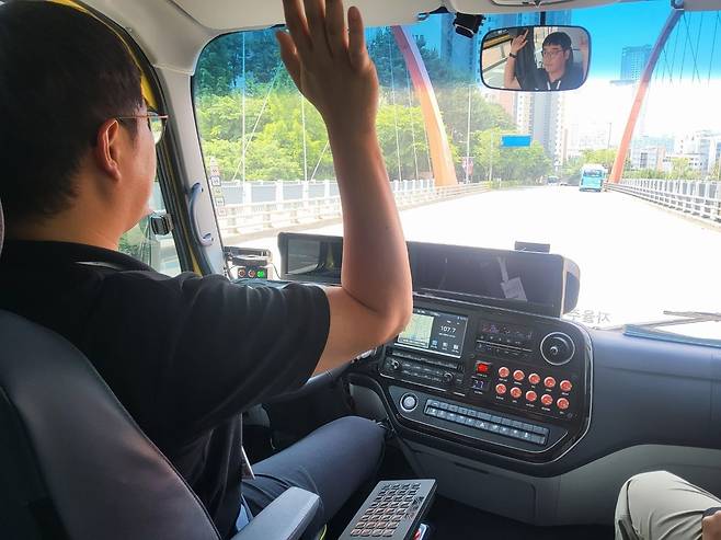 자율주행 버스 운행 모습 [촬영 최종호]