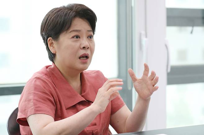 윤희숙 여의도연구원장이 28 서울 영등포구 국민의힘당사에서 본지와 인터뷰를 갖고 있다./남강호 기자
