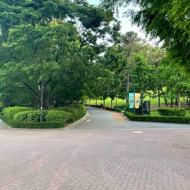 7ae8f372c780608723ea8ee2429c7064b247eb686feaa97165bb5f21d4287a3e9bc41bb7e6ce8e94bebe2aed71f74655e1cea1d226