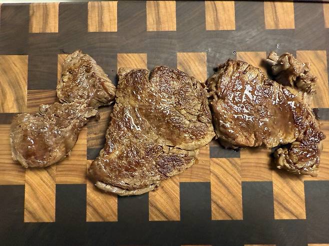 IMG_7532.jpeg 안심스테이크와 모듬야채볶음