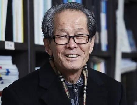 평생 농민운동에 헌신해온 고 김준기 교수