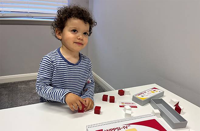 2세182일 나이로 세계 최연소 멘사 회원이 된 영국 남아 조셉 해리스 버틸/사진=기네스월드레코드