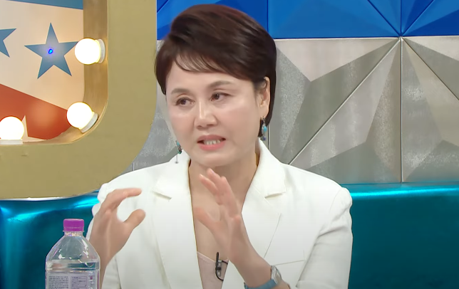 이경실이 건강 악화설과 89평 자택의 경매 진행 보도 등 자신을 둘러싼 소문에 관한 심경을 밝혔다.&nbsp;MBC&nbsp;‘라디오스타’ 방송화면 캡처