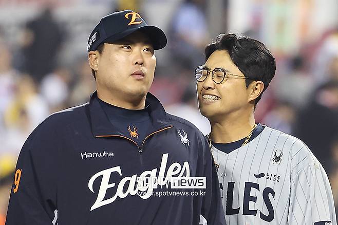 ▲ 류현진 채은성 ⓒ곽혜미 기자