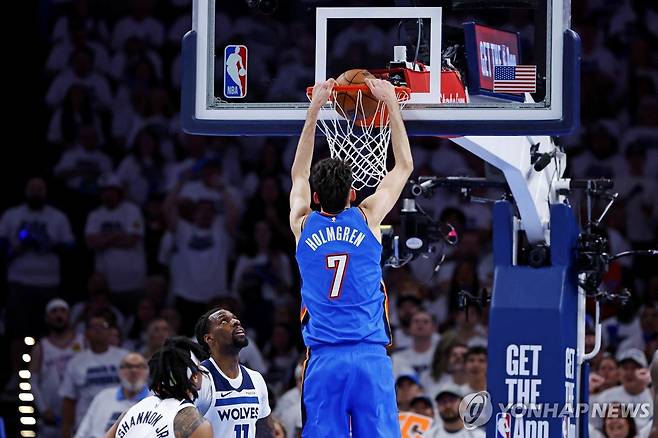 덩크 넣는 홈그렌 [Imagn Images=연합뉴스]