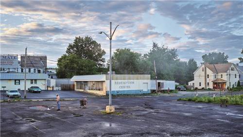 그레고리 크루드슨 '재활용 센터' [어크로스 제공. 재판매 및 DB금지]