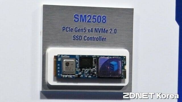 디램을 통합한 SM2508 컨트롤러. (사진=지디넷코리아)