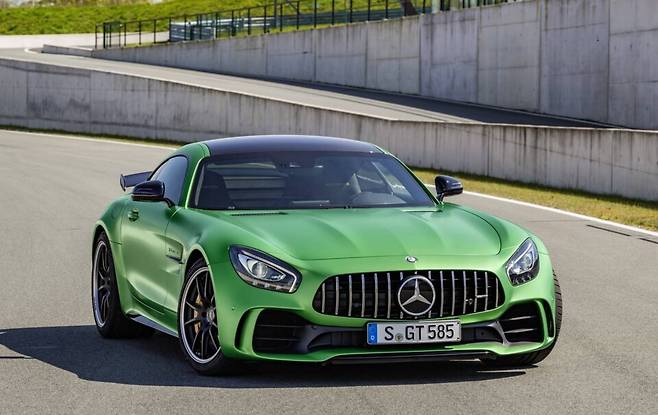1세대 AMG GT R