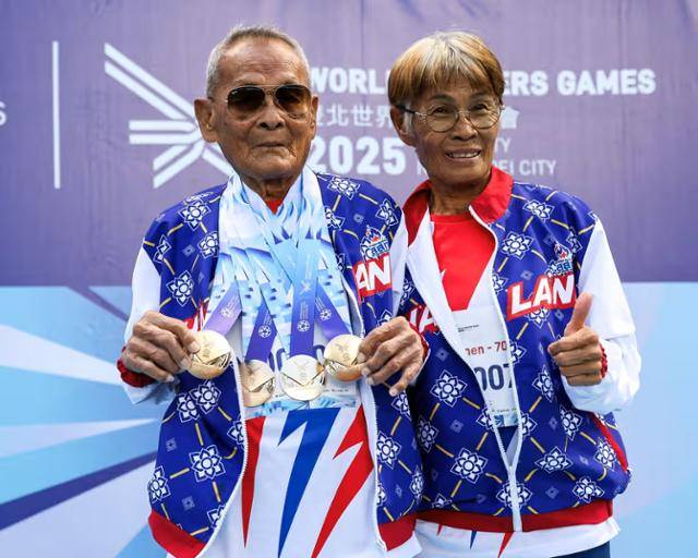 태국의 사왕 잔프람이 2025 월드마스터스 게임에서 금메달 4개를 목에 걸었다. 대만=AFP