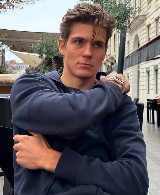 /사진 Instagram@kurtsadams