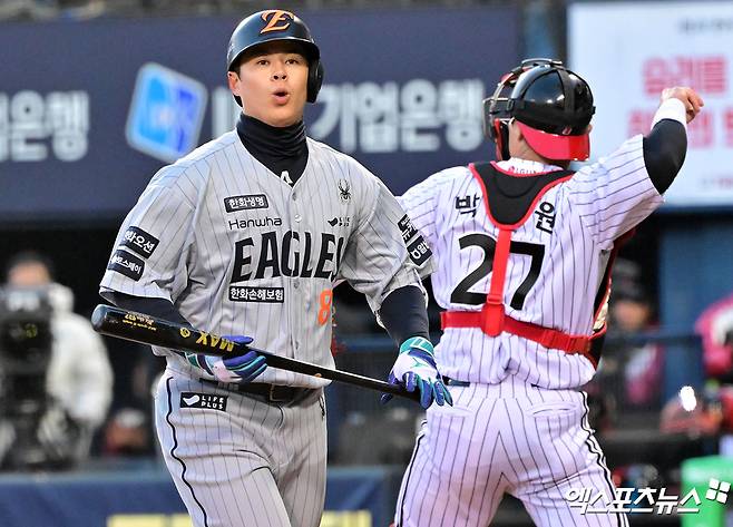 한화 이글스 4번타자 노시환이 29일 서울 잠실야구장에서 열린 2025 신한 SOL Bank KBO리그 LG 트윈스와의 팀 간 8차전에서 3타수 무안타로 침묵했다. 사진 엑스포츠뉴스 DB