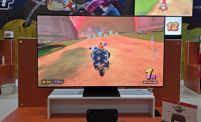 - 5번째 트랙까지 1등을 차지하고 있어서 설렜지만...