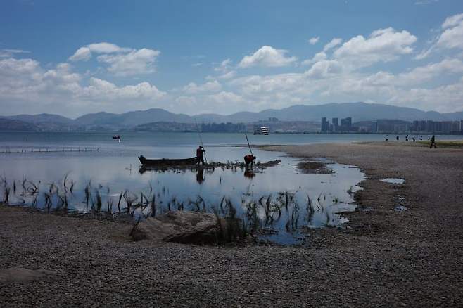 7e9ef274c1f46bf023eef7e6349c706fdd41876c2a54968d41d45ed1cae2648ed2a37edd00b56c273dcc0bb6fc52fb4573fee00849f2