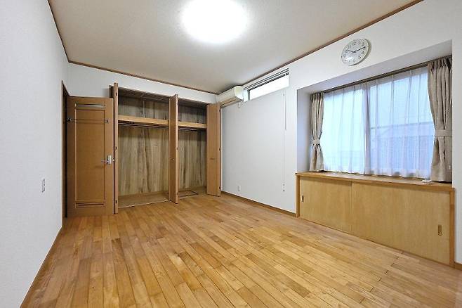 0354912e82f67f81df381fd9bec296d8_00_01.jpg 일본에서 2억원으로 살 수 있는 단독주택 건물...