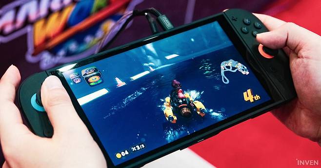 ▲ 다시 봐도 선명한 디스플레이