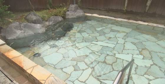 레지오넬라균이 검출된 일본 돗토리현 요나고시 ‘요도에 유메 온천’. 사진 일본 BSS방송 캡처