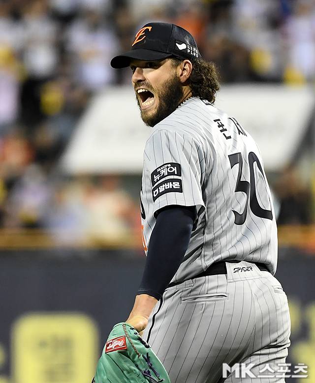 한화의 슈퍼에이스로 활약 중인 폰세. 사진=천정환 기자