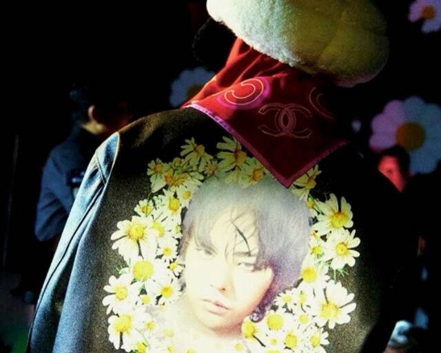 지드래곤이 입은 의상은 요지 야마모토 디자이너가 제작한 것이다. / 지드래곤 소셜미디어 캡처