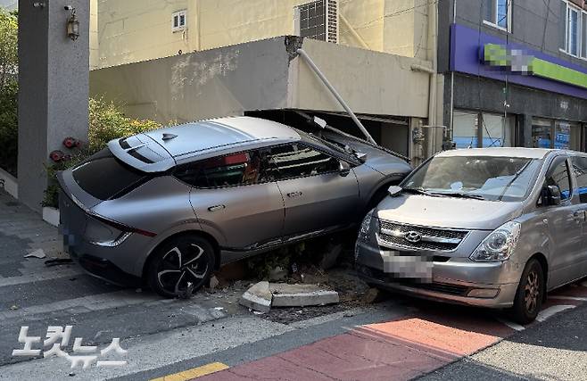 31일 부산 연제구 전기차 돌진 사고 현장. 박진홍 기자