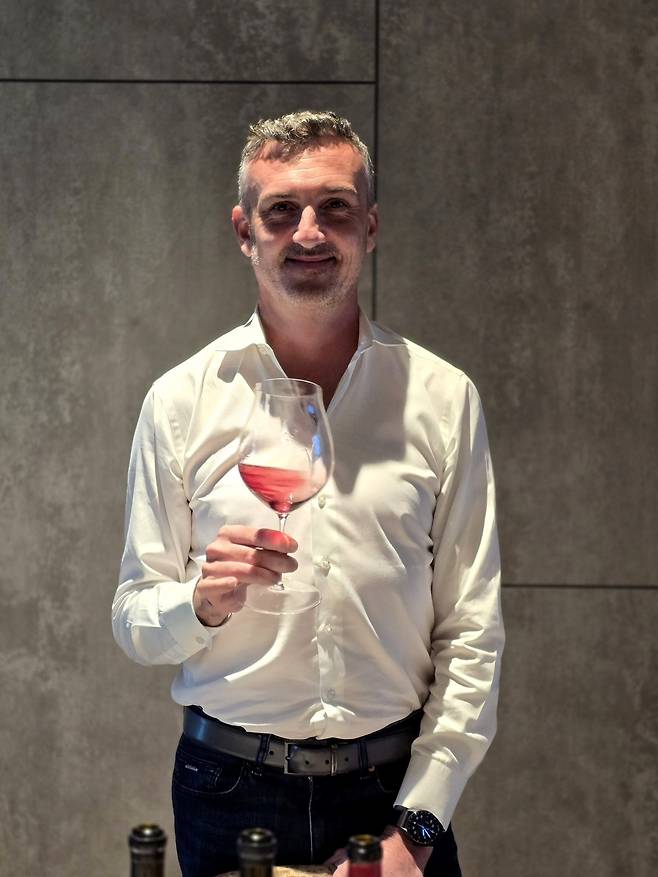 바 에덴 에스테이트 공동 오너&nbsp;Pierre Henri Morel. 최현태 기자