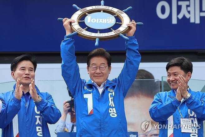 이재명, 수도·충청권 표심 공략…마지막 주말 유세