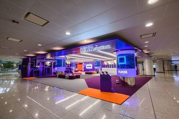인천국제공항공사는 인천국제공항 제1교통센터 지하 1층에 한류 문화를 체험할 수 있는 ‘하이커 스테이션(HiKR station)’을 개관했다. /인천국제공항공사 제공