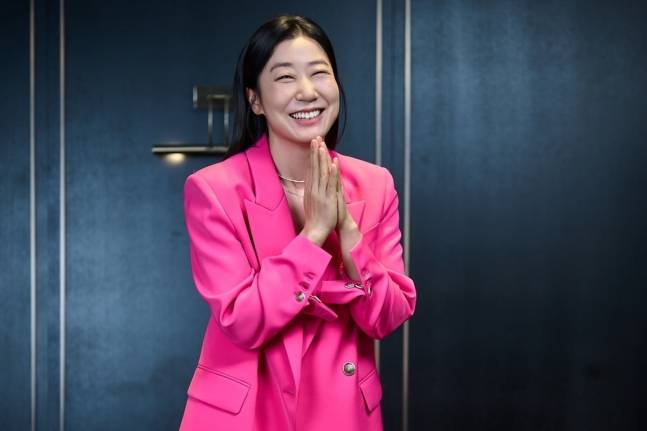 1년 여에 걸친 장기 다이어트로 더 예뻐진 라미란. [사진=NEW]