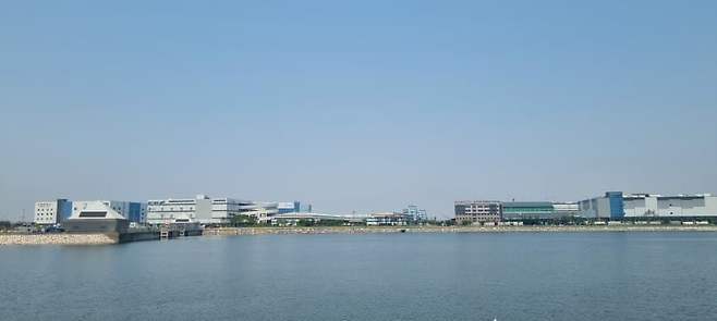 7fed8273b58468f751ee84e6418177738c0de15fe67e6ca7a45f8fab96451c50