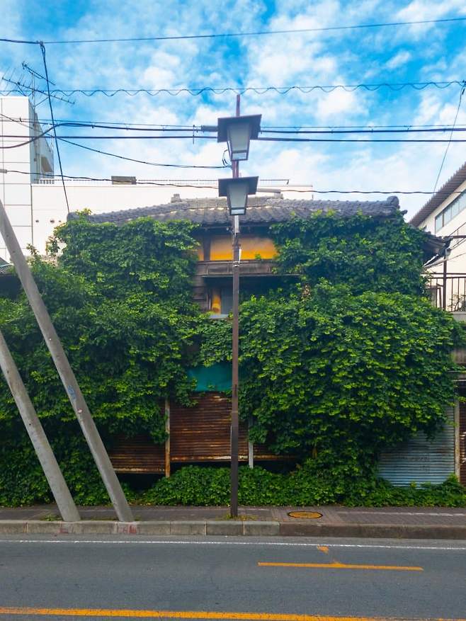 7fed8272b5876af151ee81e7428273730b16dfe5b66de914d7c44f6a7463b8a9