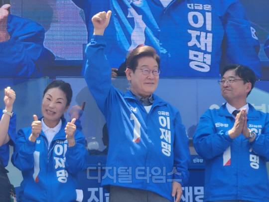 이재명 더불어민주당 대선 후보가 1일 대구에서 유세하고 있다. 안소현 기자