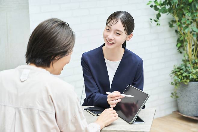 내년부터 소비자들이  상품별 판매수수료를 비교하고 가입 여부를 판단할 수 있게 된다.  [게티이미지뱅크]