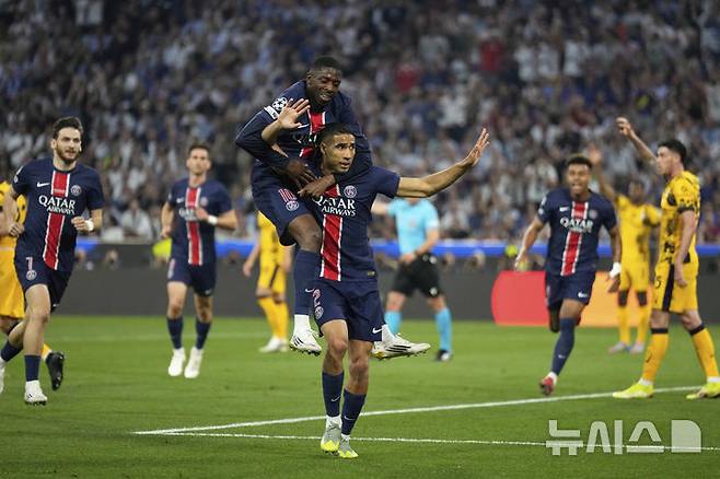 [뮌헨=AP/뉴시스] 프랑스 프로축구 리그앙 파리 생제르맹(PSG)의 아슈라프 하키미. 2025.05.31.