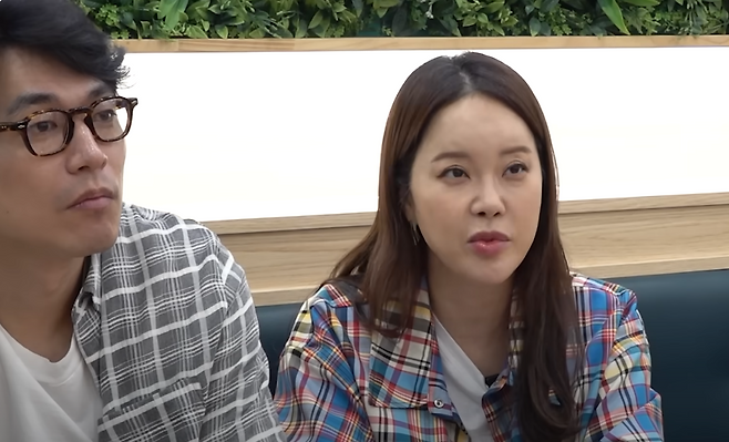 배우 정석원이 아내 가수 백지영과의 수입 격차를 공개했다. 유튜브 채널 ‘백지영 Baek Z Young’ 캡처