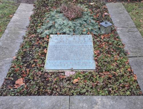 파울클레센터와 인접한 곳에 자리잡은 파울 클레의 묘지 ⓒBora Kim