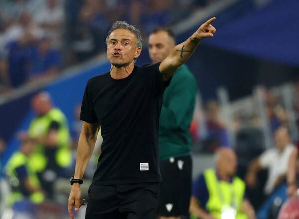 ▲ 파리 생제르맹이 인테르 밀란을 이기고 유럽축구연맹 챔피언스리그 첫 우승에 성공했다. ⓒ연합뉴스/REUTERS/AFP