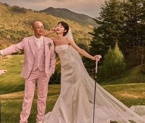 최여진과 예비신랑 김재욱 씨. 사진ㅣ최여진 SNS