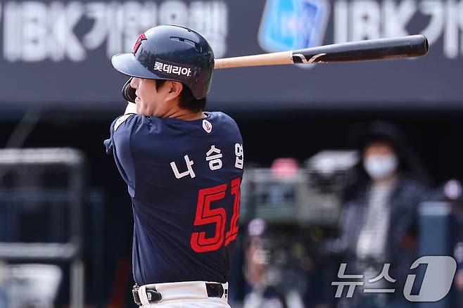 롯데 자이언츠 나승엽. 2025.4.27/뉴스1 ⓒ News1 김도우 기자