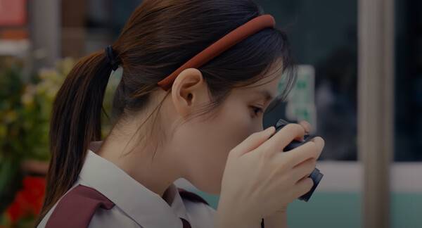 사진=아이유 '네버 엔딩 스토리' MV 캡처