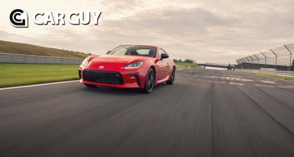 트랙 주행용 스포츠카