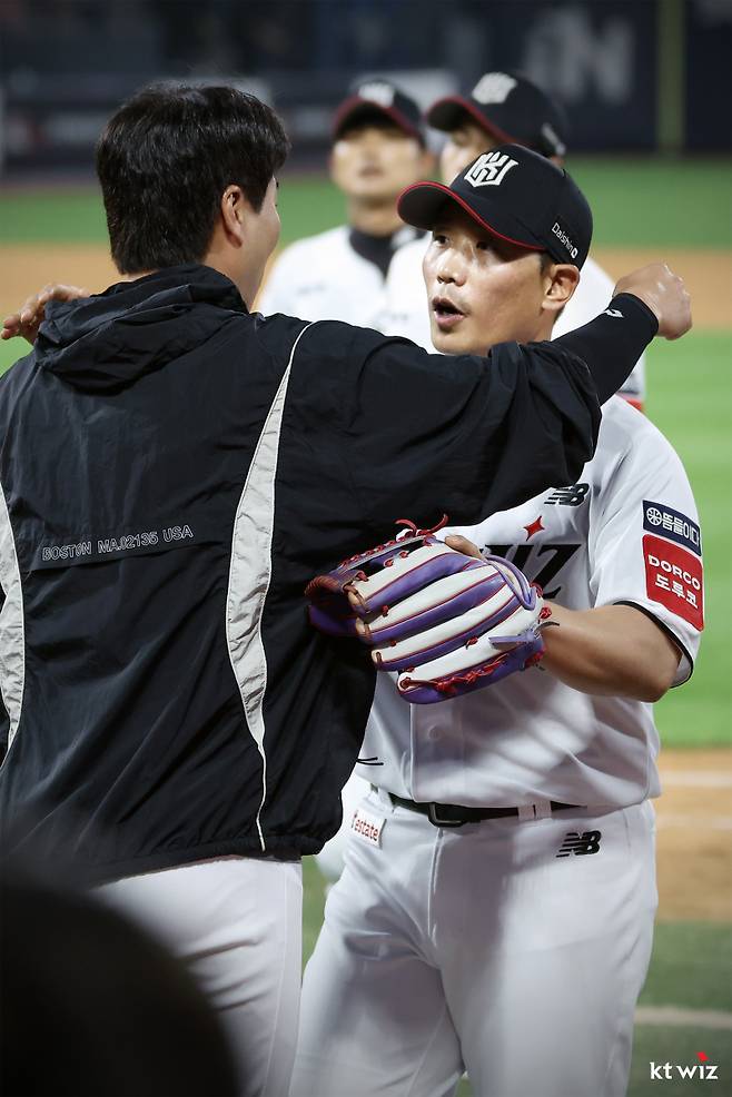 1일 수원 KT-KIA전에서 은퇴 특별 엔트리로 출전한 KT 박경수. KT 제공