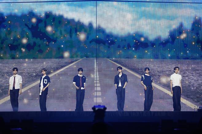 그룹 투어스. 사진출처=2025 위버스콘 페스티벌