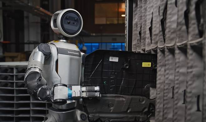 보스턴다이내믹스의 휴머노이드 로봇 ‘아틀라스’. 사진=보스턴다이내믹스