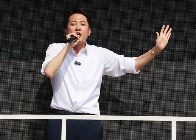 이준석 후보 동탄호수공원 유세     (화성=연합뉴스) 홍기원 기자 = 개혁신당 이준석 대선 후보가 1일 경기도 화성시 동탄호수공원에서 지지를 호소하고 있다. 2025.6.1     xanadu@yna.co.kr (끝)   <저작권자(c) 연합뉴스, 무단 전재-재배포, AI 학습 및 활용 금지> 연합뉴스